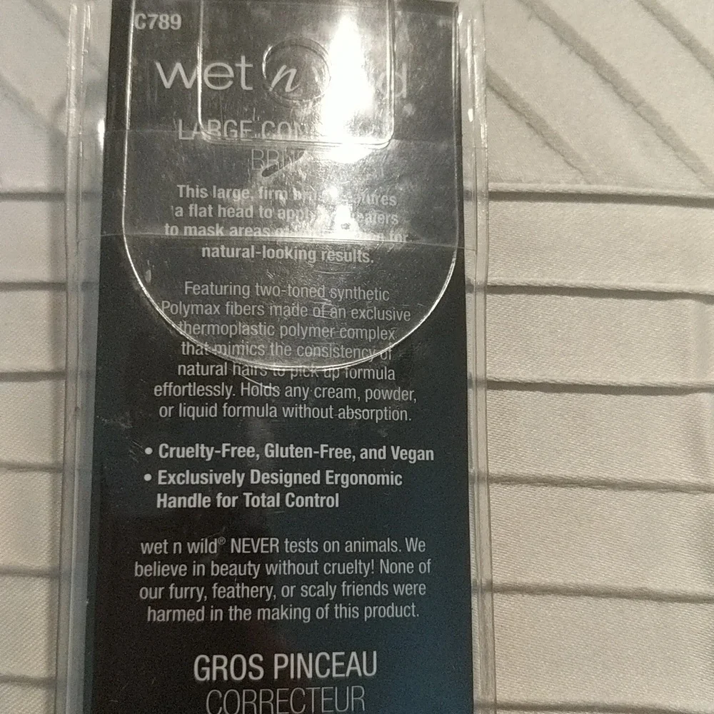 Large Concealer Brush